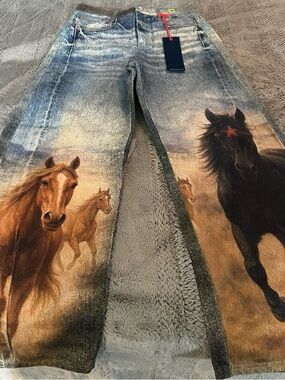Vibrant Denim Jeans in Blue with Red Accent